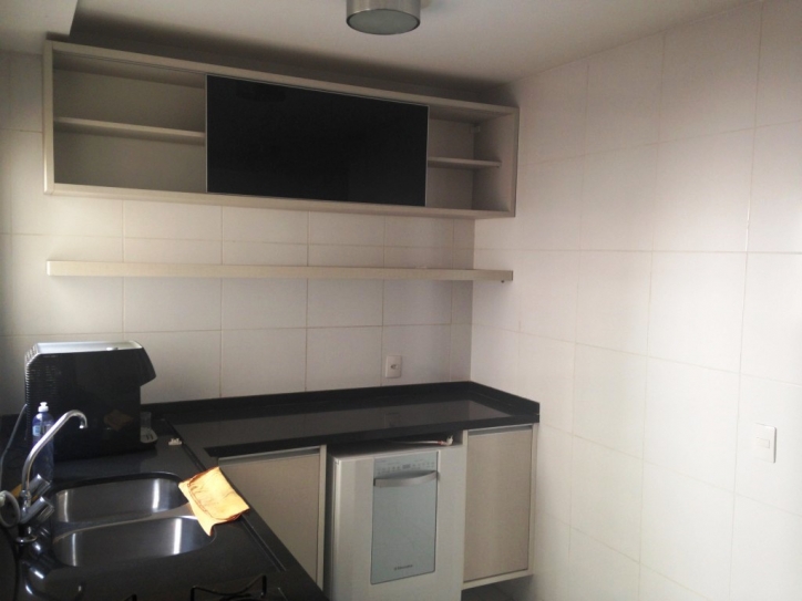 Apartamento à venda com 3 quartos, 243m² - Foto 3