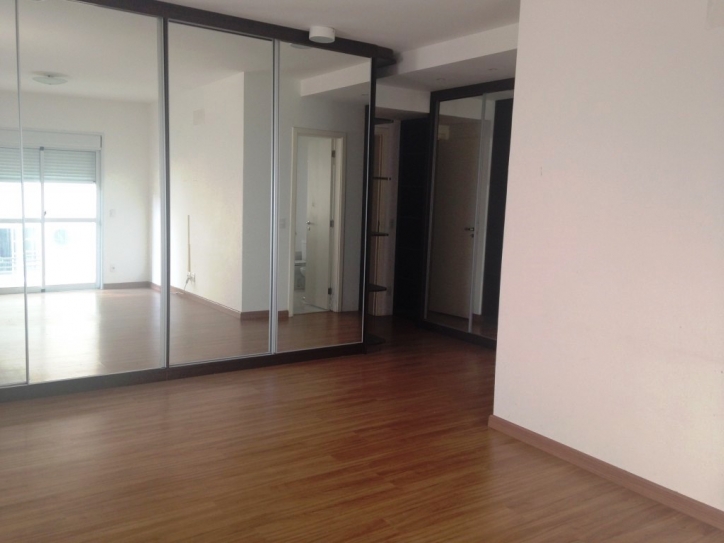 Apartamento à venda com 3 quartos, 243m² - Foto 10