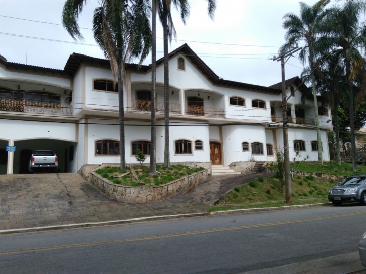 Casa de Condomínio à venda com 7 quartos, 1760m² - Foto 1