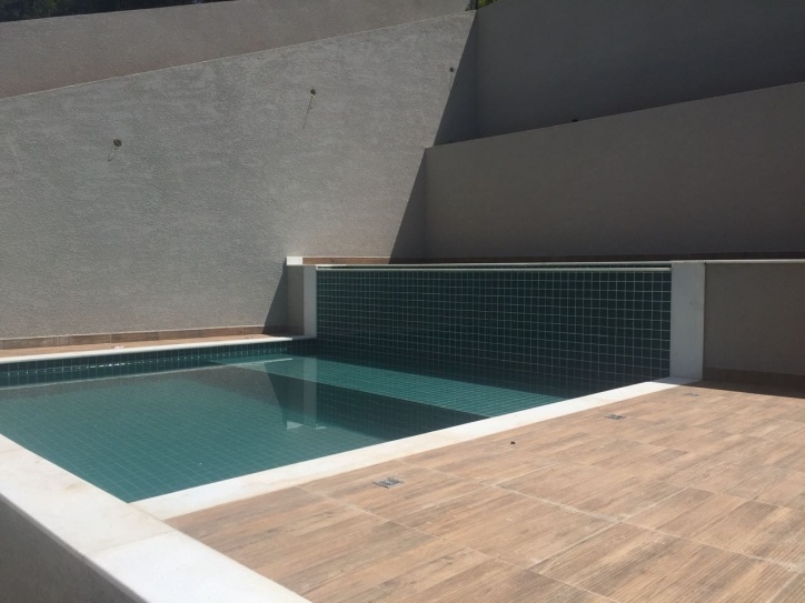 Casa de Condomínio à venda com 5 quartos, 385m² - Foto 4