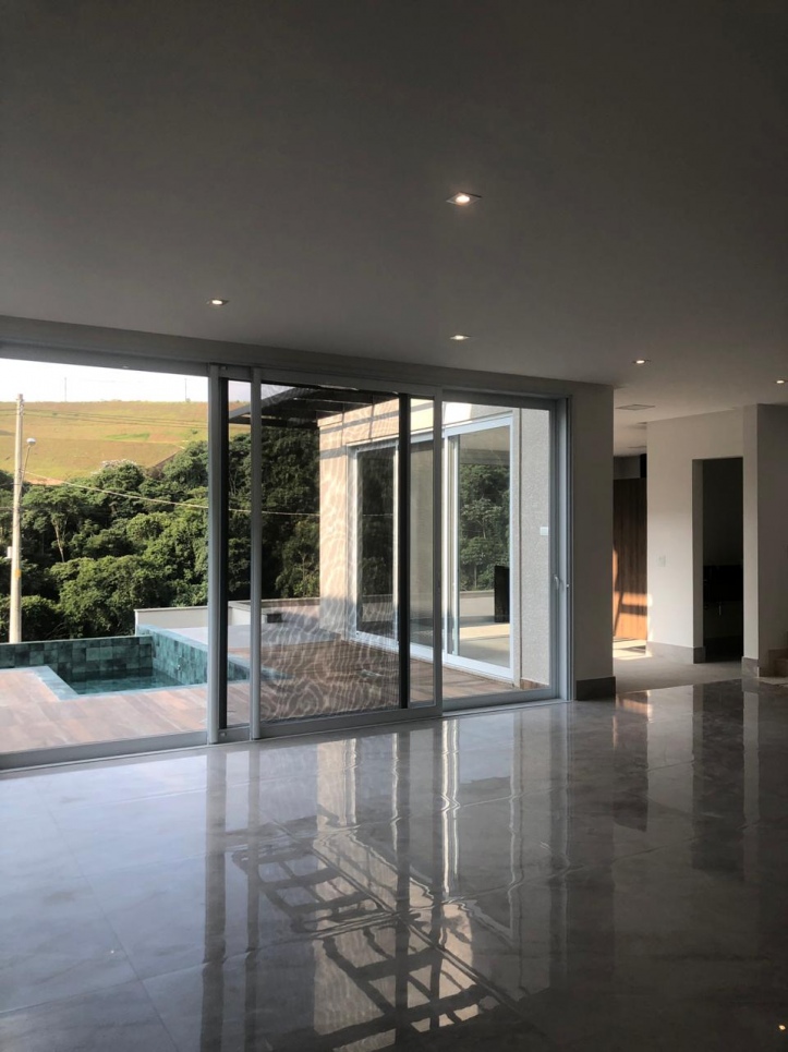 Casa à venda e aluguel com 4 quartos, 470m² - Foto 8