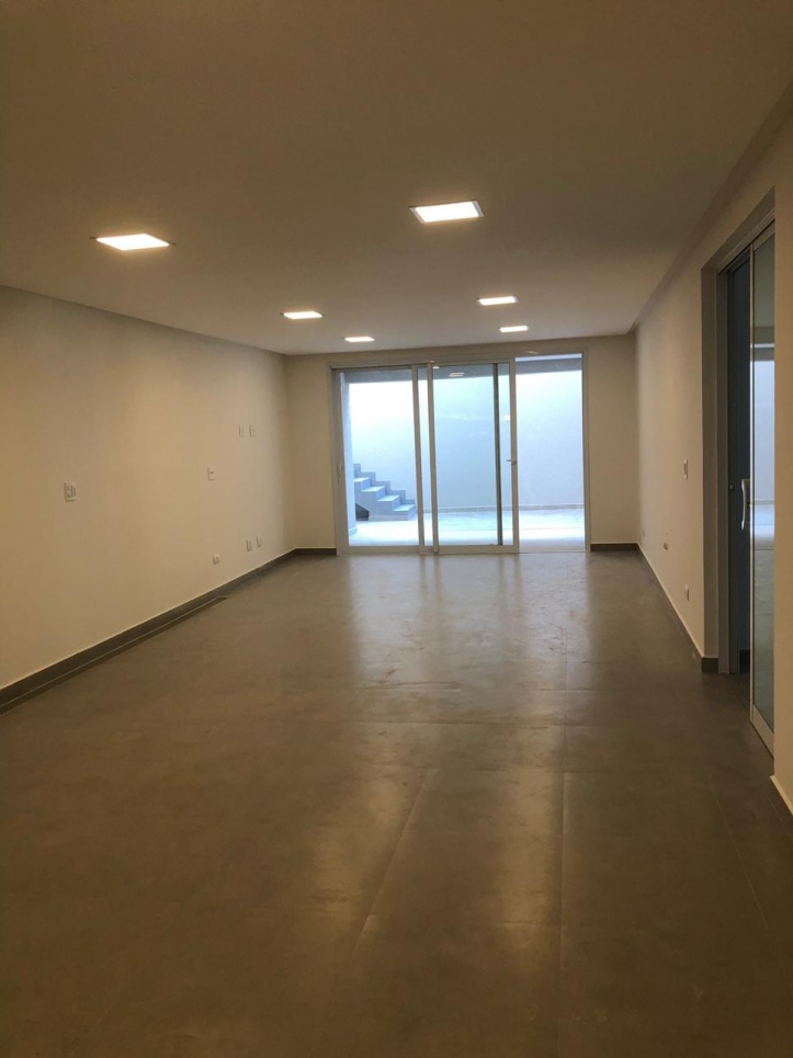 Casa à venda e aluguel com 4 quartos, 470m² - Foto 12