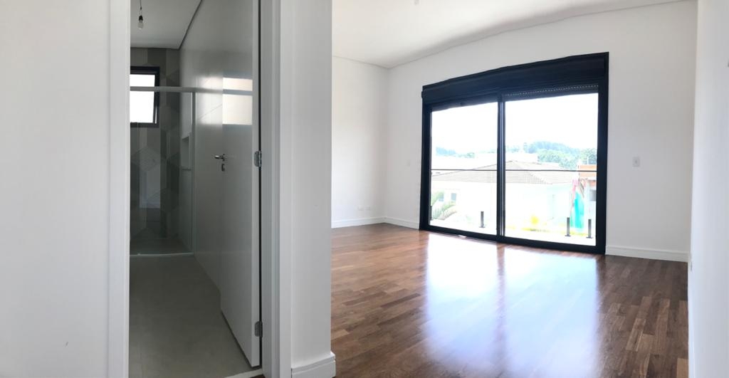 Casa à venda com 4 quartos, 370m² - Foto 9