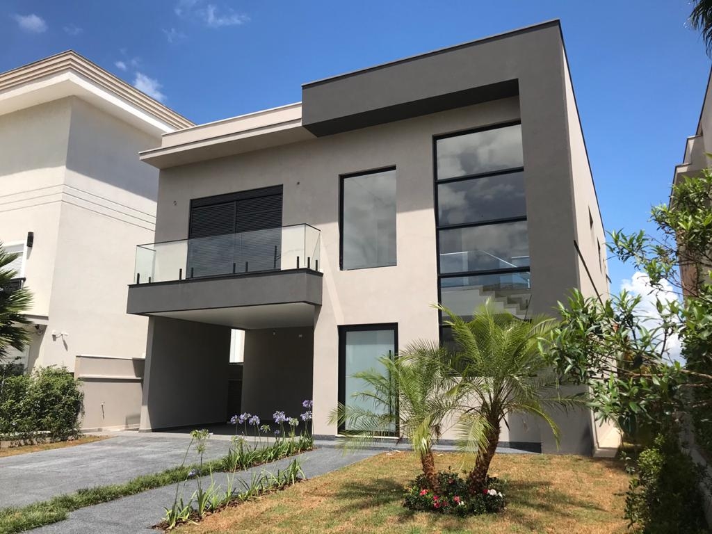 Casa à venda com 4 quartos, 370m² - Foto 1