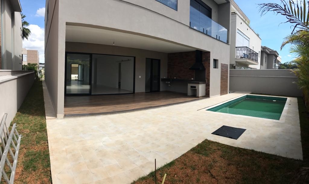 Casa à venda com 4 quartos, 370m² - Foto 28