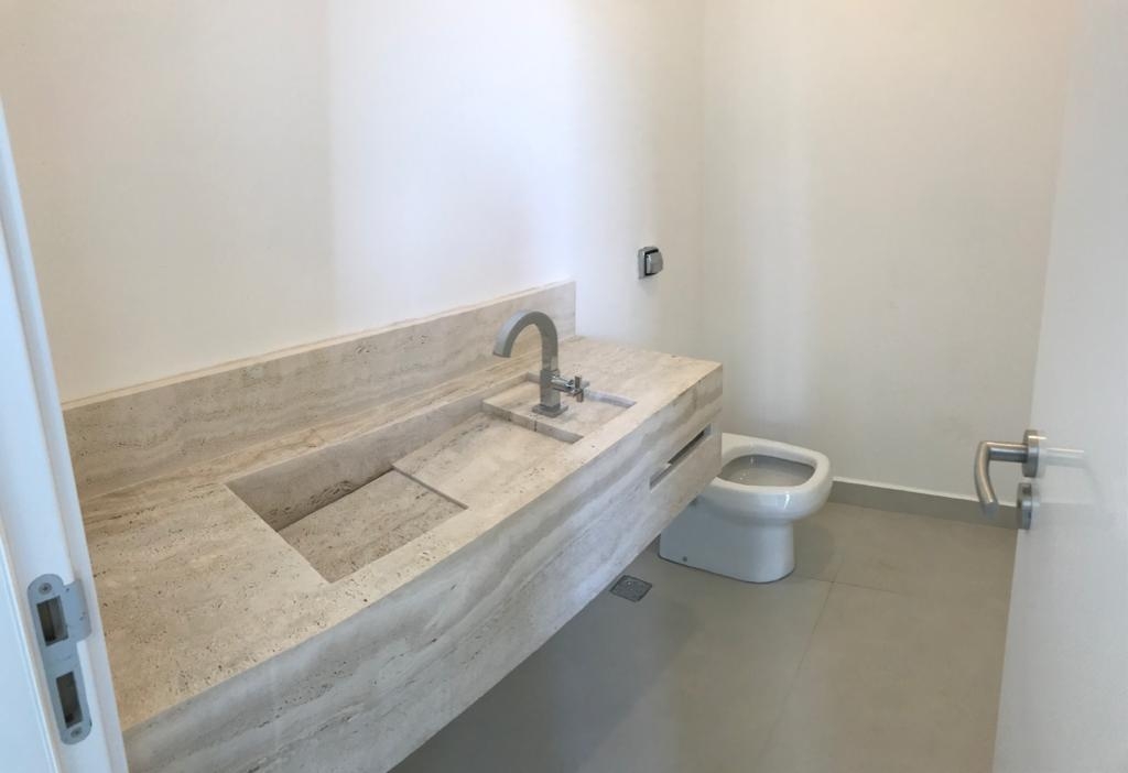 Casa à venda com 4 quartos, 370m² - Foto 12