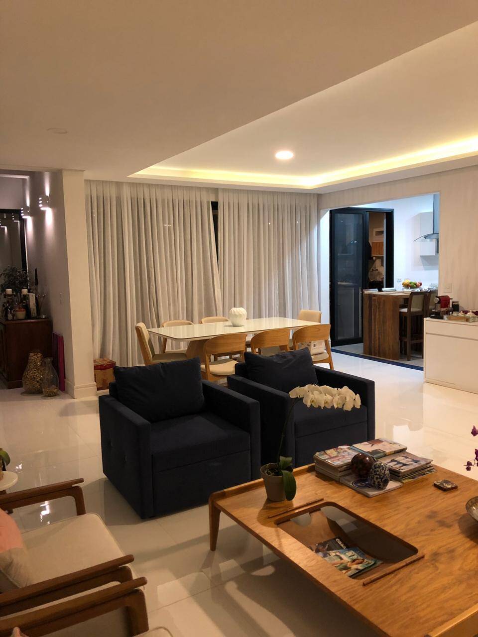 Casa à venda com 3 quartos, 340m² - Foto 11