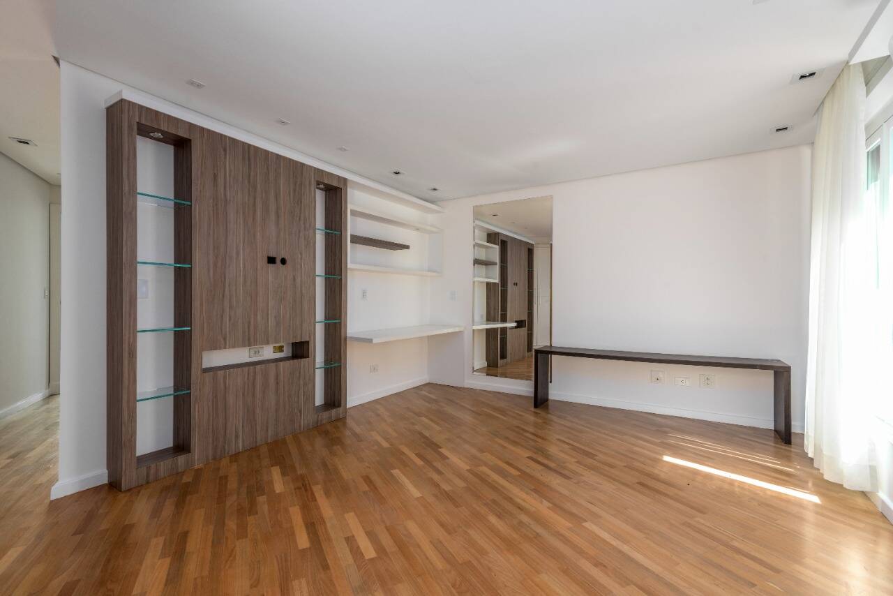 Casa à venda com 4 quartos, 900m² - Foto 26