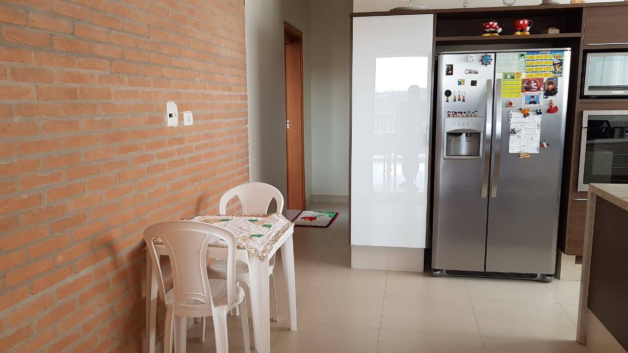 Casa à venda com 4 quartos, 590m² - Foto 14