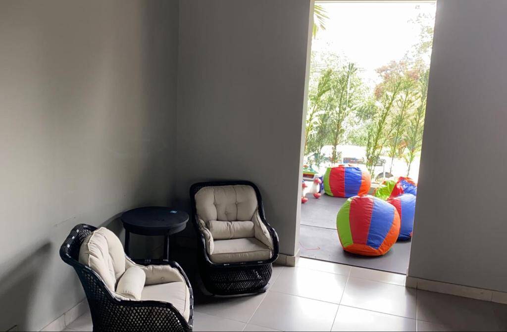 Casa de Condomínio à venda com 4 quartos, 380m² - Foto 17