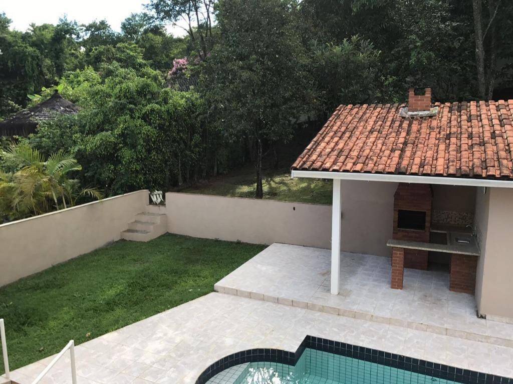 Casa à venda com 4 quartos, 300m² - Foto 3