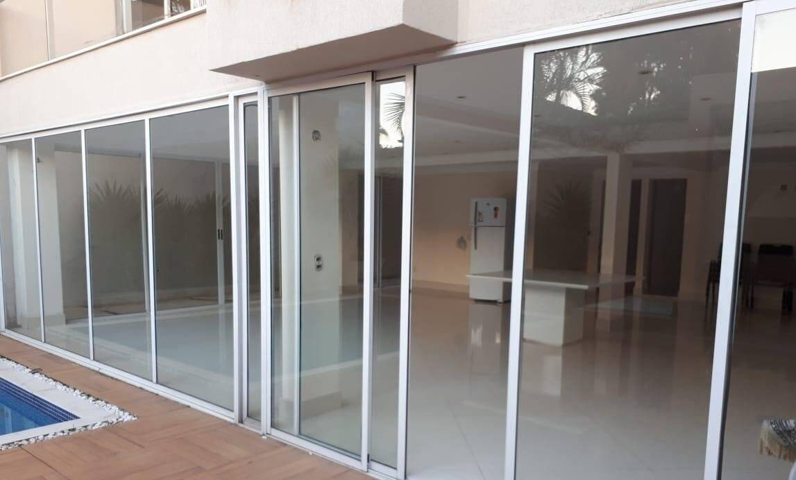 Casa à venda com 4 quartos, 367m² - Foto 8