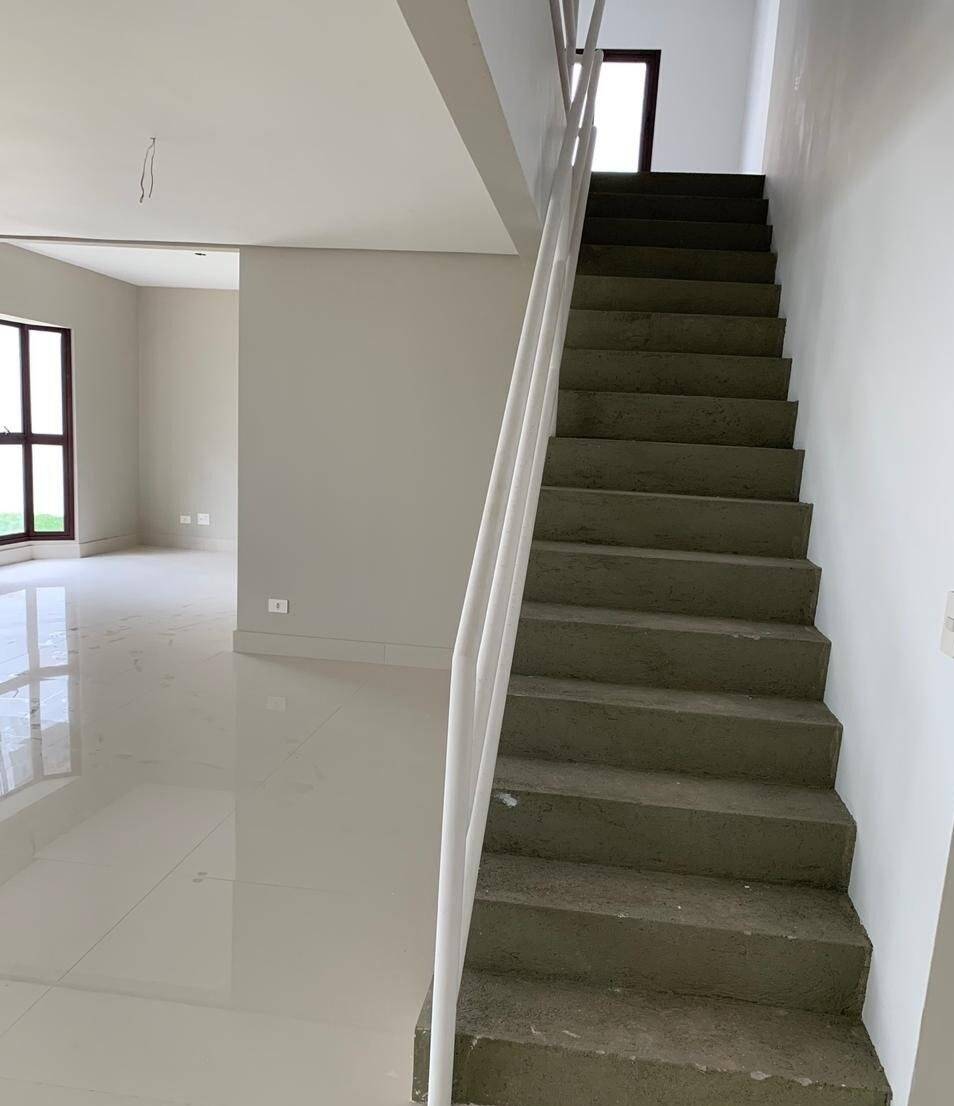 Casa à venda com 4 quartos, 380m² - Foto 12