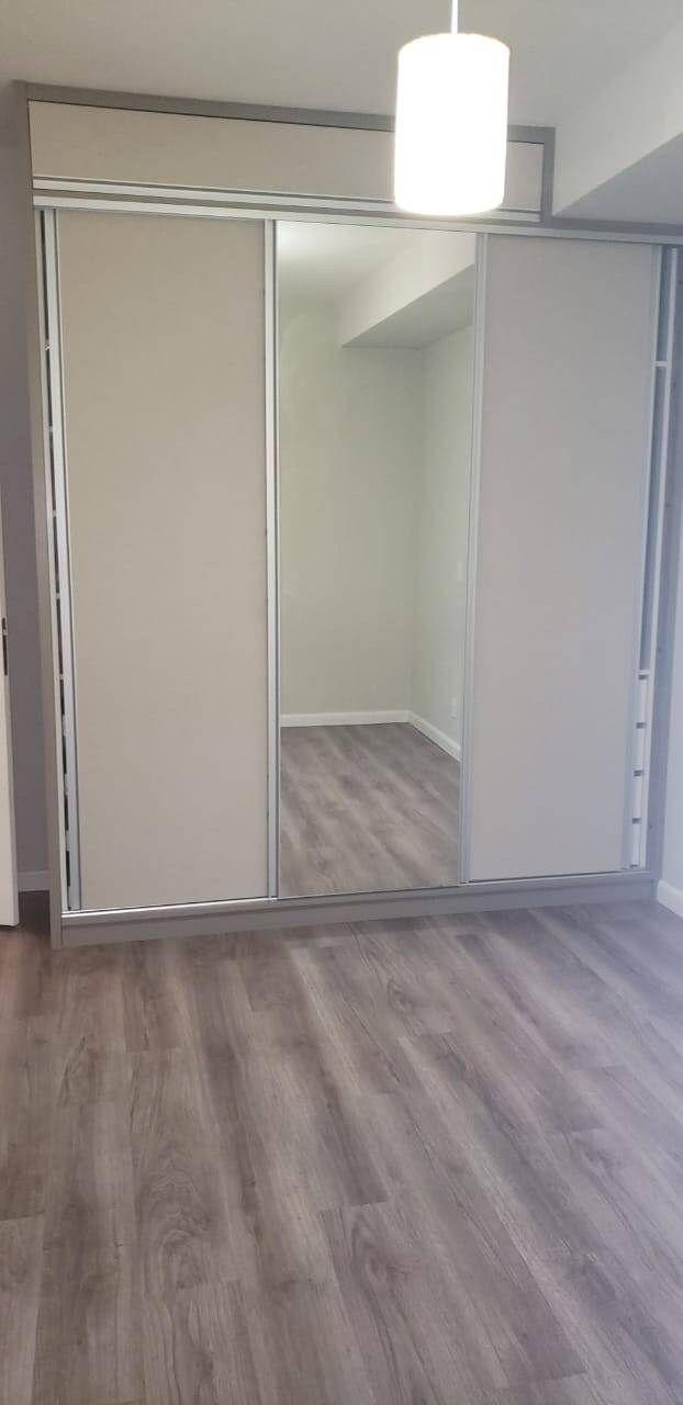 Apartamento para alugar com 1 quarto, 50m² - Foto 12