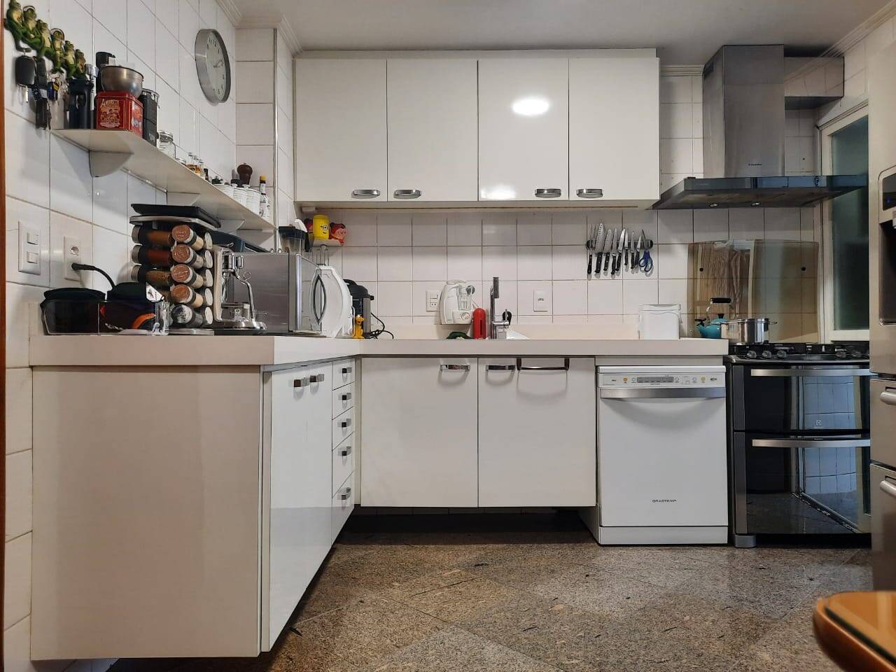 Apartamento à venda com 3 quartos, 165m² - Foto 23