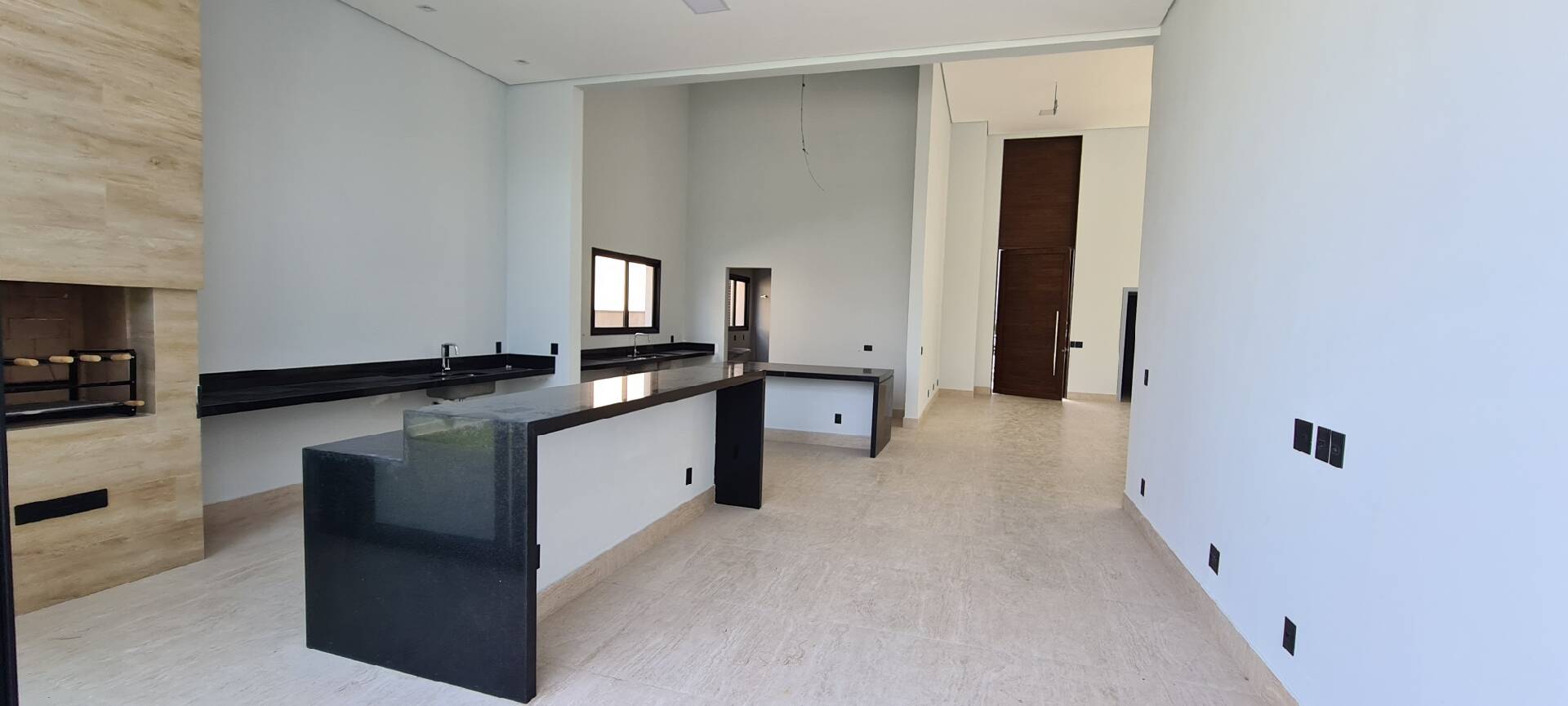 Casa à venda com 3 quartos, 316m² - Foto 7