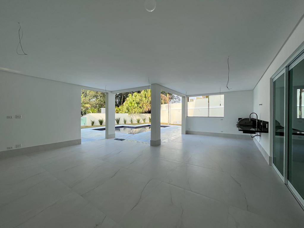 Casa à venda com 5 quartos, 900m² - Foto 13