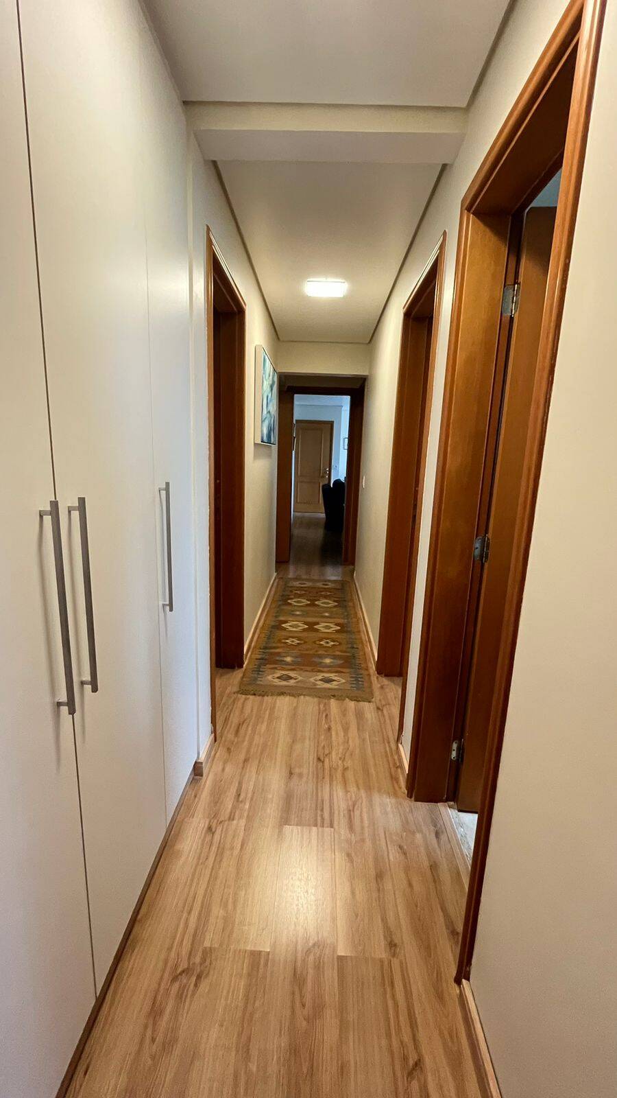 Apartamento à venda com 4 quartos, 139m² - Foto 2