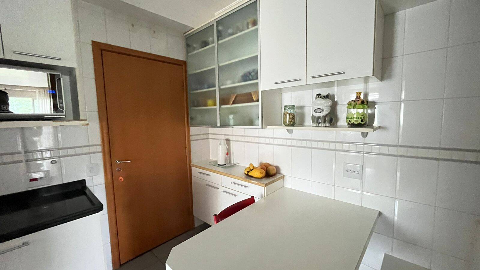 Apartamento à venda com 4 quartos, 139m² - Foto 17