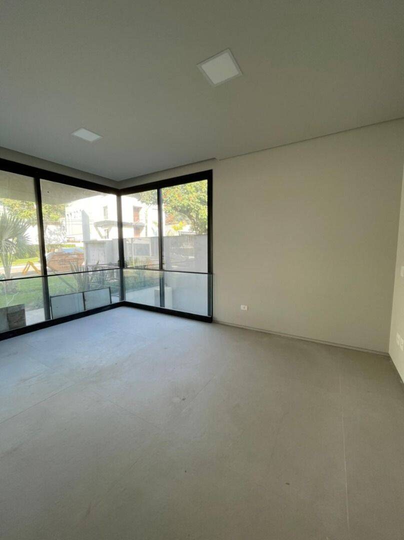 Casa para alugar com 5 quartos, 1042m² - Foto 9