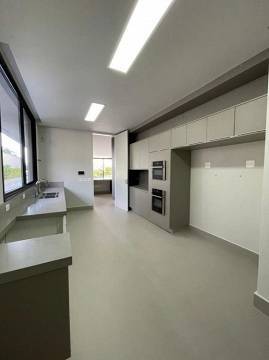 Casa para alugar com 5 quartos, 1042m² - Foto 27