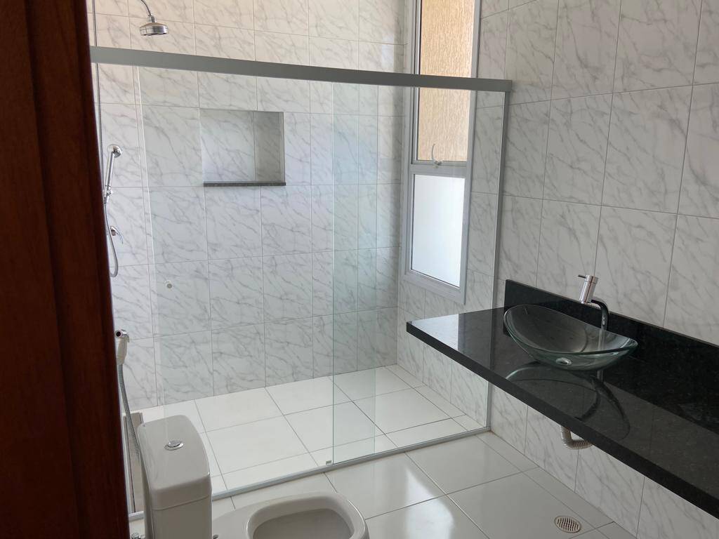 Casa à venda com 4 quartos, 300m² - Foto 15