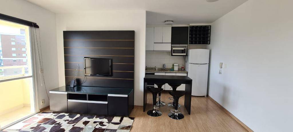 Apartamento à venda com 3 quartos, 74m² - Foto 3