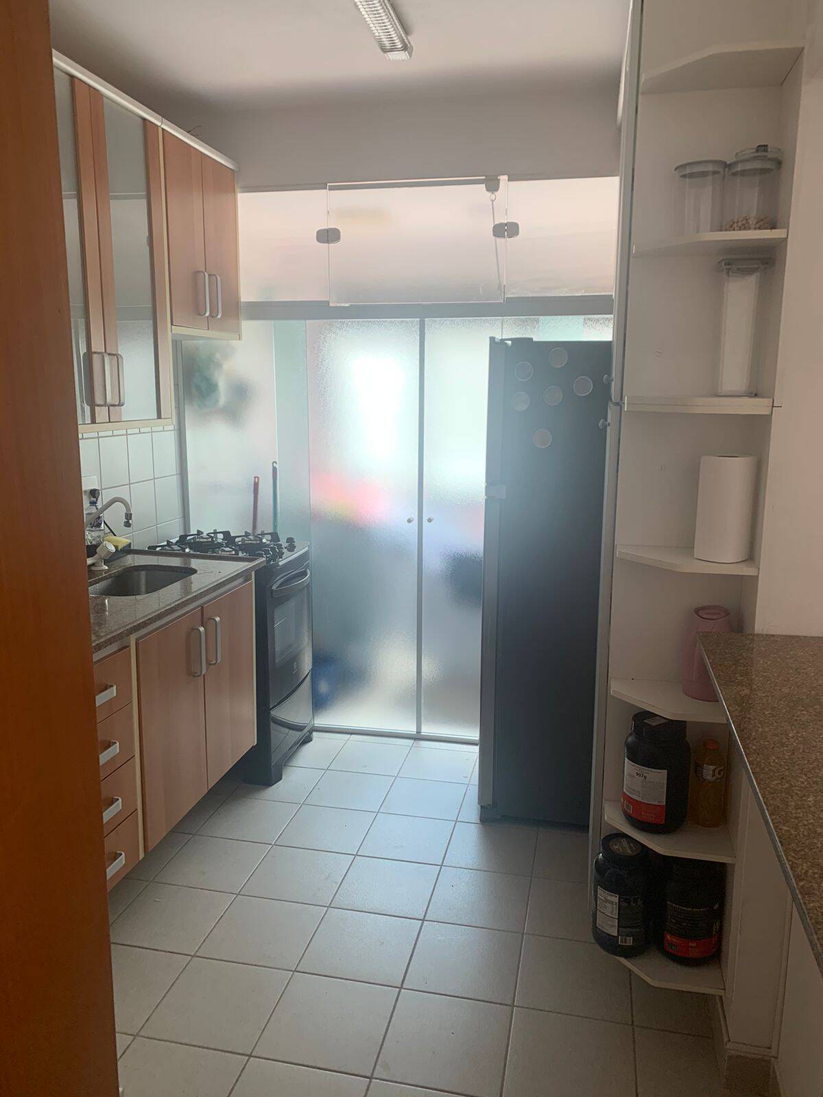 Apartamento para alugar com 2 quartos, 65m² - Foto 10