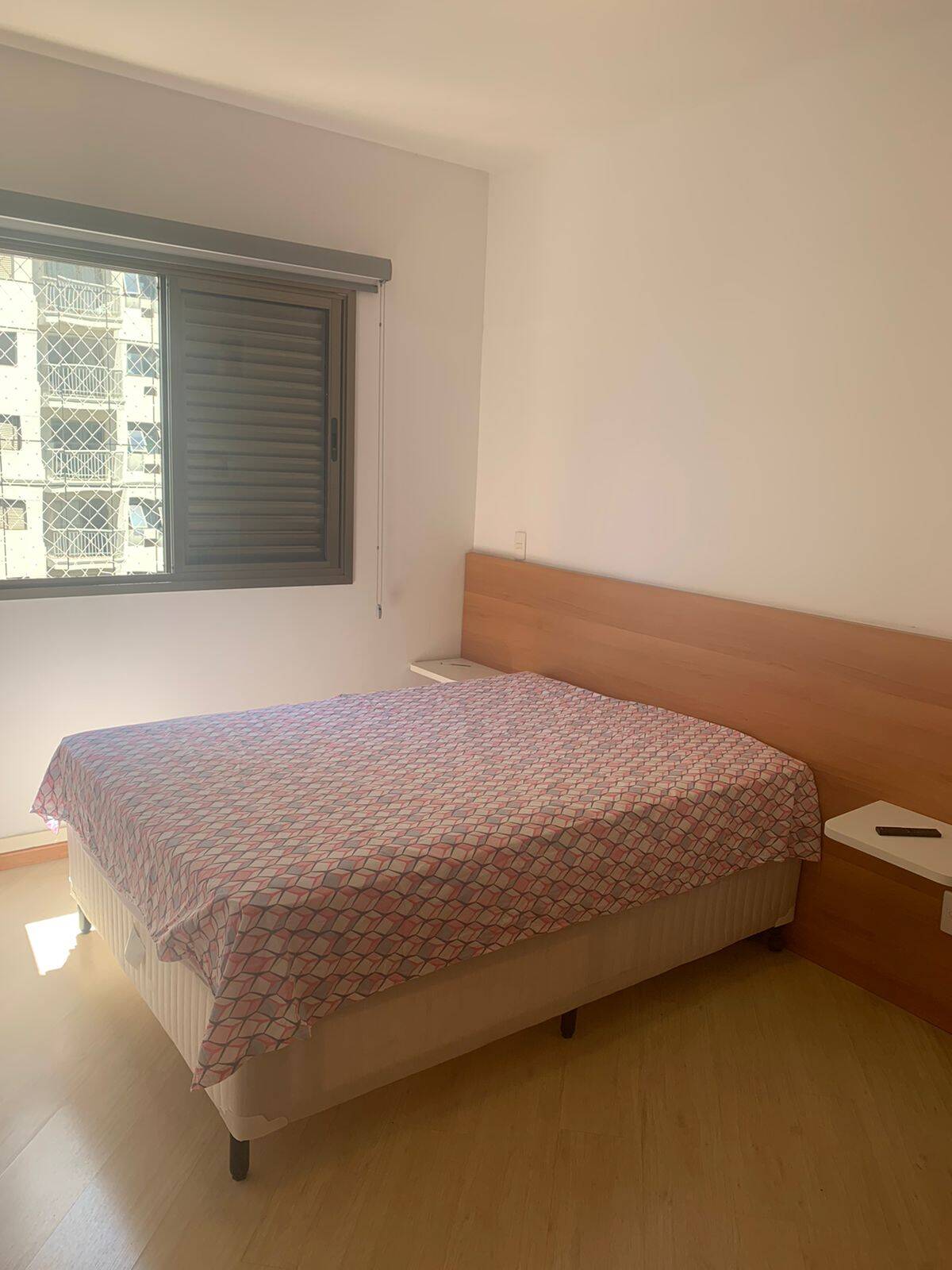 Apartamento para alugar com 2 quartos, 65m² - Foto 9