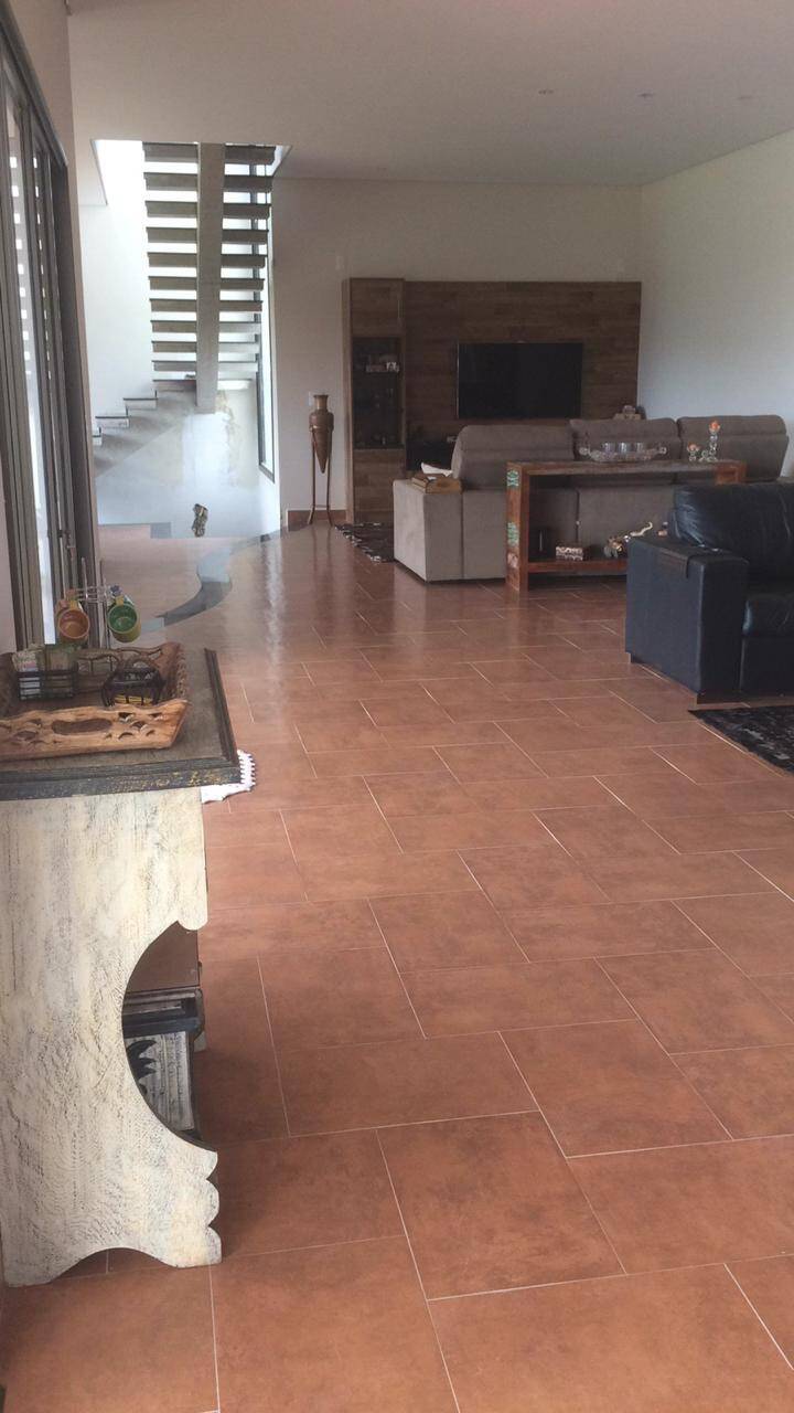 Casa à venda com 9 quartos, 850m² - Foto 7