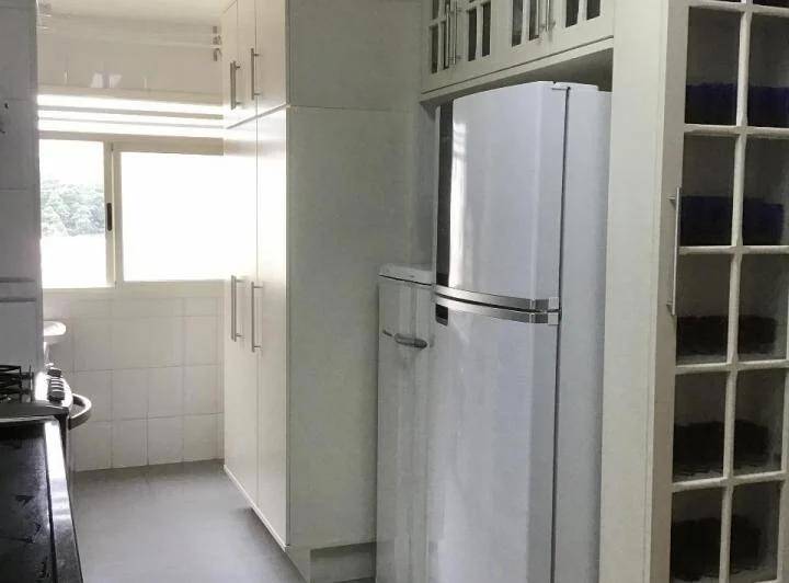 Apartamento à venda com 3 quartos, 140m² - Foto 11