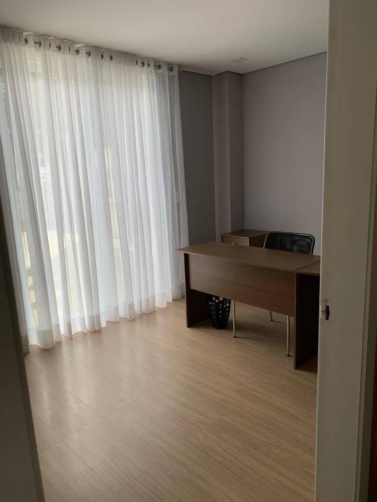 Casa à venda com 5 quartos, 500m² - Foto 3