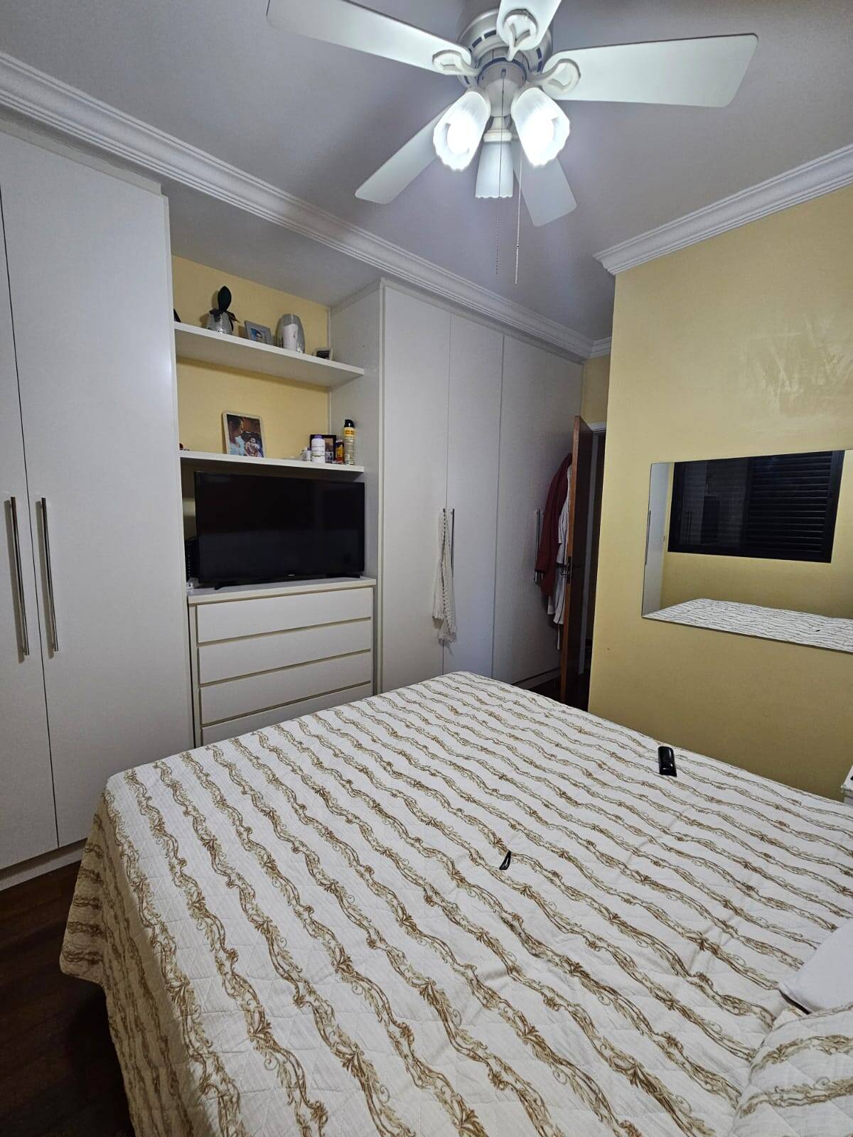 Apartamento à venda com 3 quartos, 86m² - Foto 8