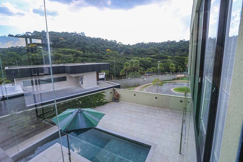 Casa à venda e aluguel com 4 quartos, 500m² - Foto 15