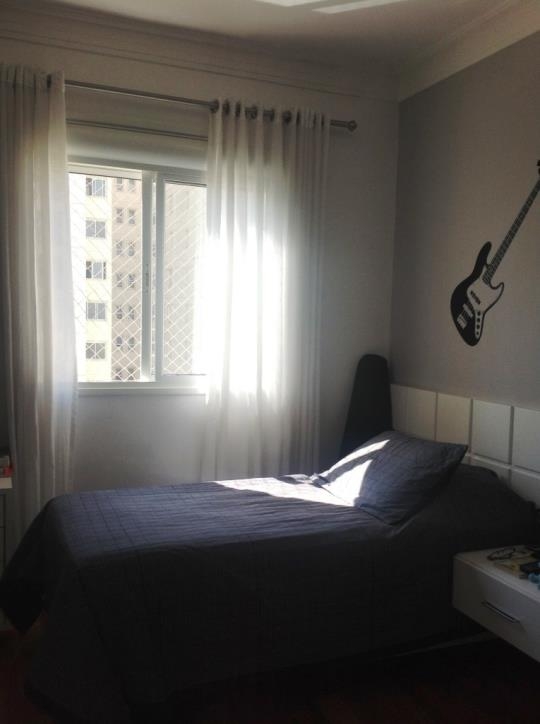 Apartamento à venda com 3 quartos, 200m² - Foto 4