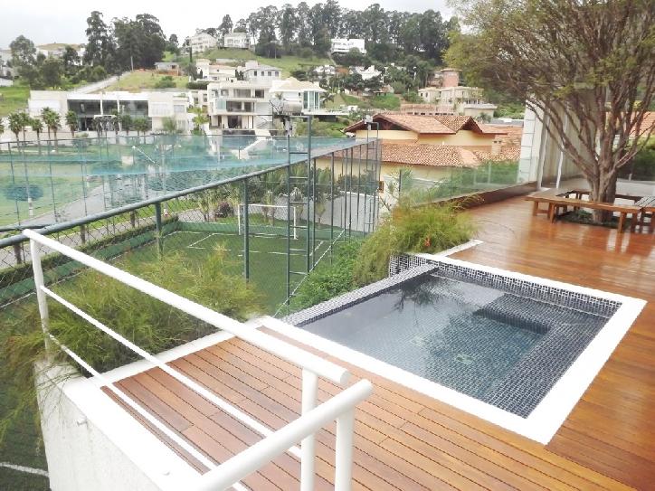 Casa à venda e aluguel com 5 quartos, 1040m² - Foto 1